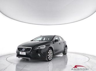 volvo v40 cross country d2 volvo ocean race