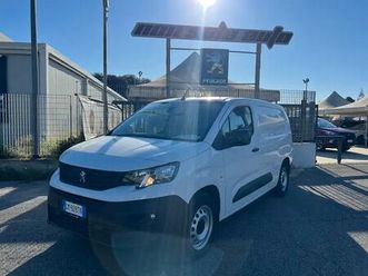 peugeot partner e-partner motore elettrico 136 cv l2h1 furgone premium