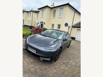 (dual motor) performance saloon 4dr electric auto 4wde (performance upgrade) (506 bhp)