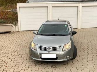 toyota avensis combi executive 2.2 d-4d automatik e...