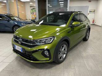 VOLKSWAGEN TAIGO 1-0-benzina-110cv-r-line-cambio-automatico