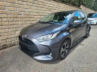 toyota yaris hybrid 1.5 – anno 2024 – come nuova