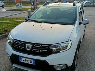 sandero ii 2017 stepway stepway 1.0 sce access s