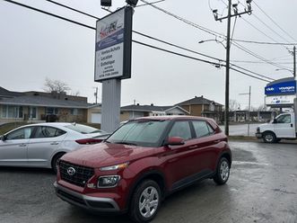 2025 hyundai venue essential