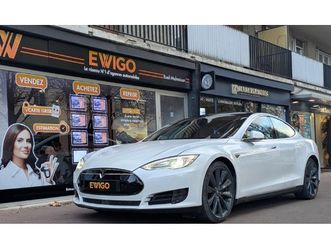 70d 71,5kwh dual-motor / carte grise moitié prix