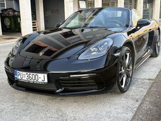 porsche boxster 718, 2021 god.