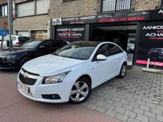 CHEVROLET CRUZE 2-chevrolet-cruze-hatchback-2-0-vcdi-163pk-1er-main-belge-chevrolet-2ememain