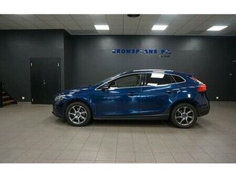 volvo v40 cross country d3 geartronic momentum, ocean race