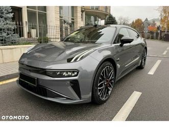 zeekr 001 awd performance