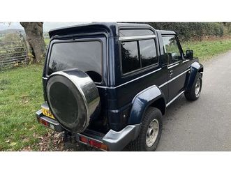 2002 daihatsu fourtrak independent 2.8 tdx a vendre