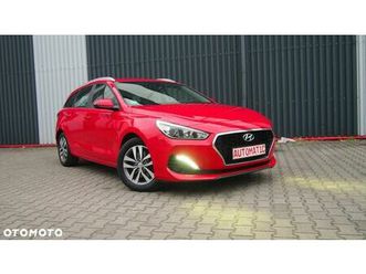 hyundai i30 fastback 1.6 crdi premium dct