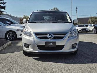 *2009 volkswagen routan highline local no accidents*