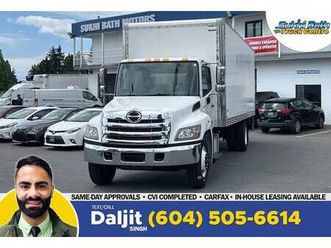 2019 hino 338 26' box + liftgate + hydraulic brakes