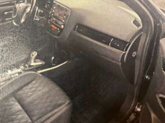 outlander 2.4 4wd plug-in hybrid plus