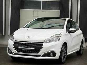 peugeot 208 allure navi sitzheizung kamera pano tempomat