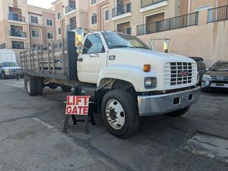 2001 gmc c5600, topkick, 25ft bed-liftgate! gas! i finance here!