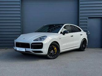 porsche cayenne turbo s e-hybrid coupé (my22)