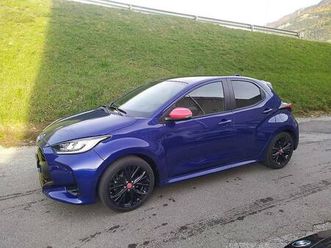 véhicule en très bon état garantie usine canton valais