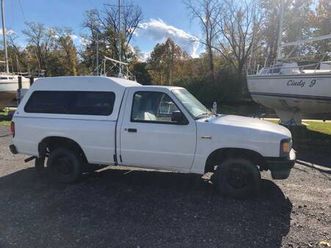 mazda pickup b2300---1996