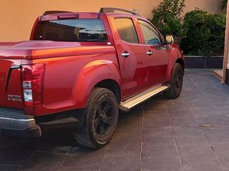 vend isuzu dmax