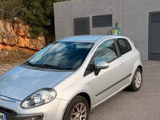 fiat punto 1.4 5cv – 2011 – très bon état – ct ok