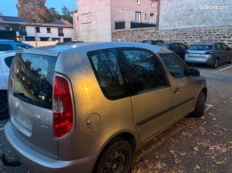 skoda roomster diesel – 270 000 km – clim / régulateur