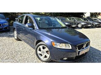 tres belle volvo s40 2.0 d3 turbo diesel 5 cylindres r-design edition 2012 phase 2 avec seulement 116 000 km 1er proprietaire carnet complet volvo 10 990