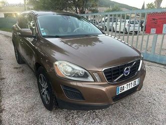 volvo xc60 2.4 d5 205 cv awd momentum première main