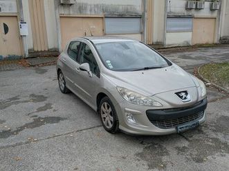 lot 3 véhicules : peugeot 308 - peugeot 2008 - chrysler grand voyager limited