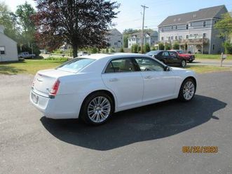 2011 chrysler 300c
