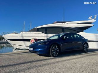 tesla model 3 highland – 06/11/2023 – 18 500 km – bleu jantes nova