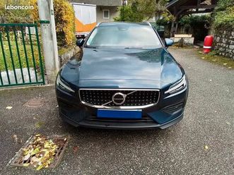 volvo v60 cross country 2.0 b4 197 ch awd – 2022 – 45 184 km – état irréprochable