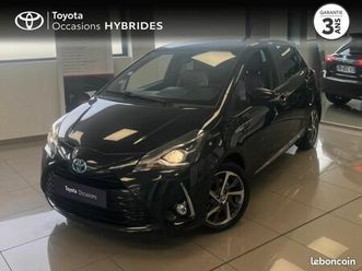 toyota yaris 100h chic 5p