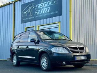 ssangyong rodius rd270 2.7 xdi 4x4 164cv boîte auto / atellage / 7 places / climatisation / 5.990 eur