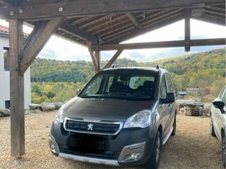 peugeot partner 1.2 ; 110 cv