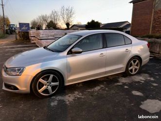 voiture volkswagen jetta