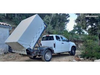 pick-up 4x4 / benne hydraulique