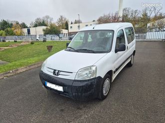 peugeot partner ii 1.4i 75ch combi 5 places 2990e