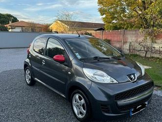 PEUGEOT 107 peugeot-107-sportium-2011-63-000-km-6-000