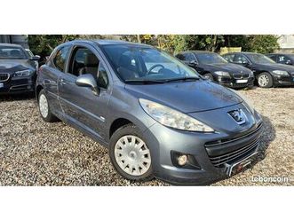 tres belle peugeot 207 1.6 hdi diesel 90 ch finition 99g phase 2 annee 2011 avec seulement 76 000 km 1er propriétaire carnet complet peugeot 6 990