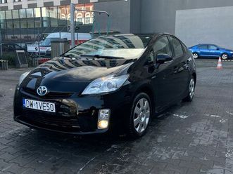 toyota prius 1.8 hsd prestige