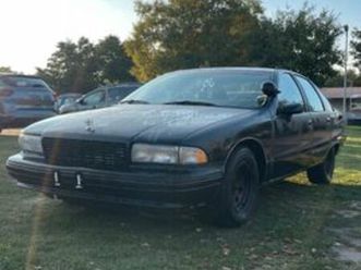 chevrolet caprice limousine 5.0 v8 / polic...