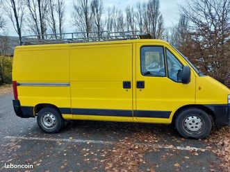 camion peugeot boxer aménagé
