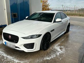 jaguar xe p250 r-dynamic black