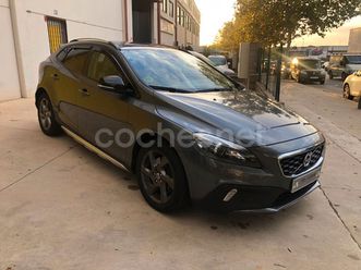 volvo v40 cross country 2.0 d3 summum auto