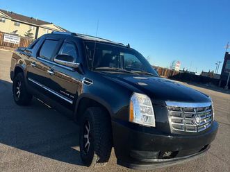 cadillac escalade ext 2011