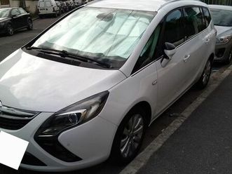 véhicule d'occasion opel zafira tourer