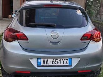 opel astra 2010