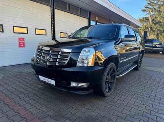 cadillac escalade premium awd nově lpg