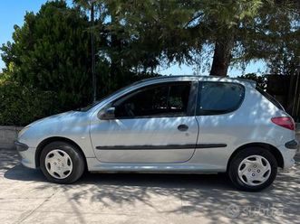 peugeot 206 1.4 hdi diesel con gancio traino